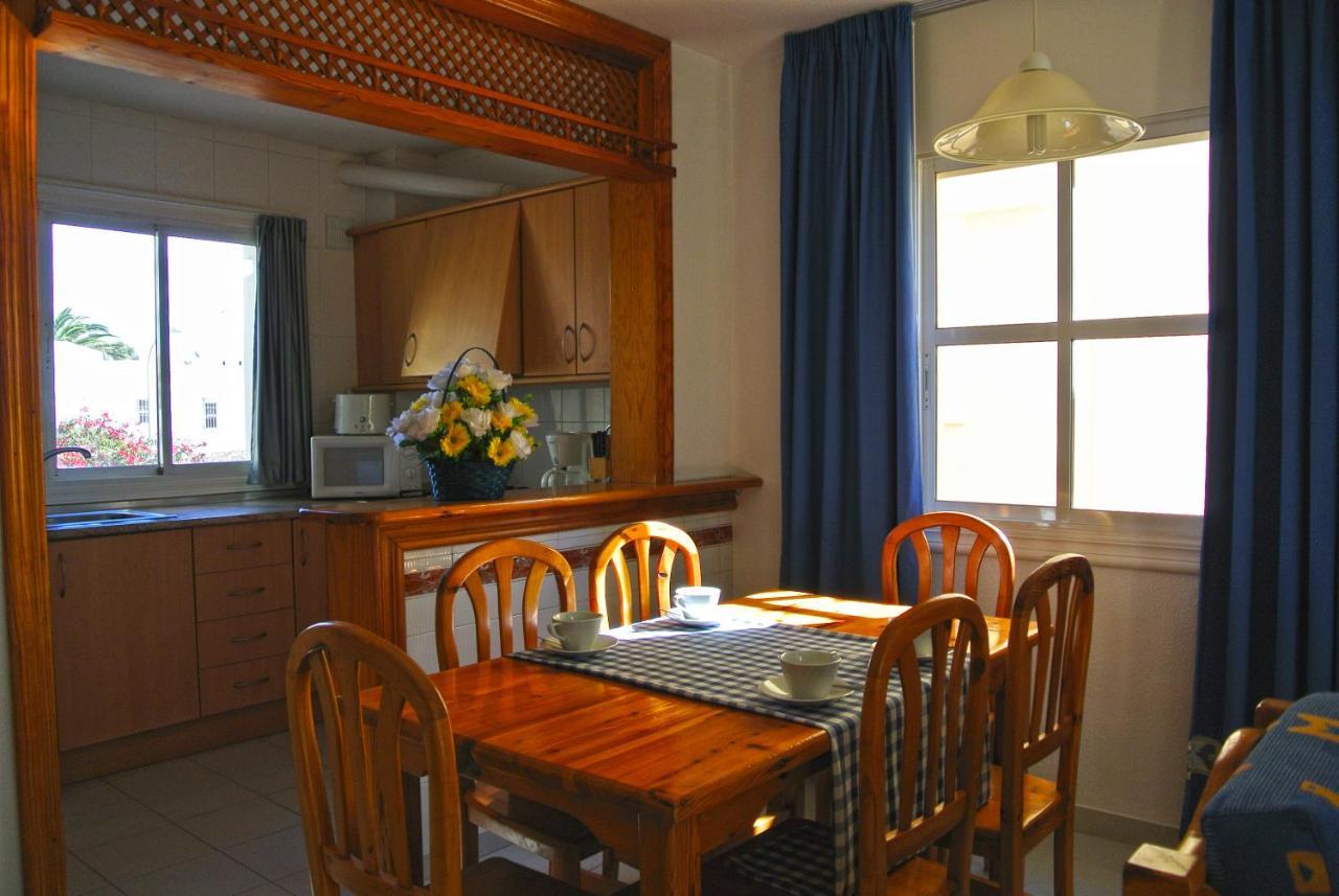 Apartamentos Moguima โรเกตัสเดมาร์ ภายนอก รูปภาพ