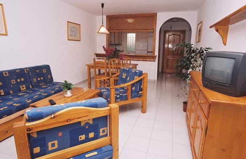Apartamentos Moguima โรเกตัสเดมาร์ ภายนอก รูปภาพ